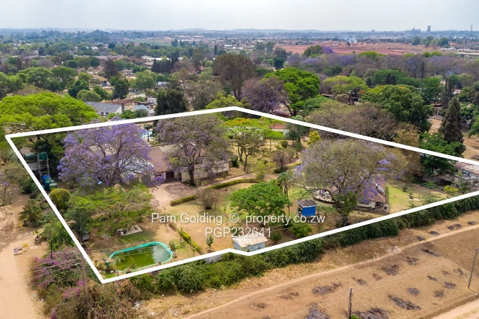 3 properties, each on an acre in Prospect