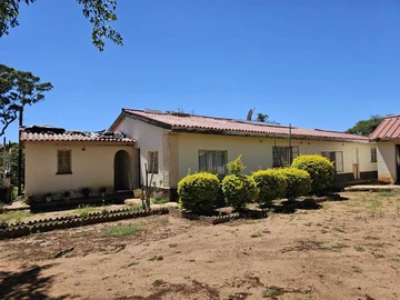 Farm & Agricultural Land