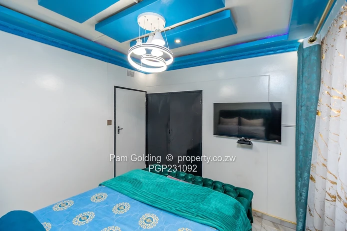 Flat/Apartment For Sale in Avenues