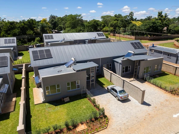 8 Unit Townhouse Complex