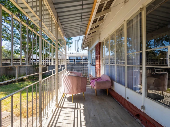 2 Bedroom Garden Flat