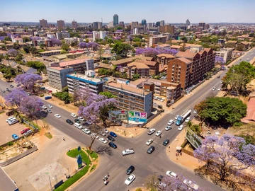 3 Bedroom Flat & Apartment