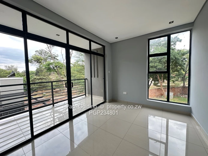 Luxurious Townhouses - Glen Lorne 