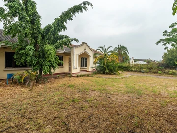 4 Bedroom Garden Flat