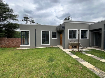 3 Bedroom Garden Flat