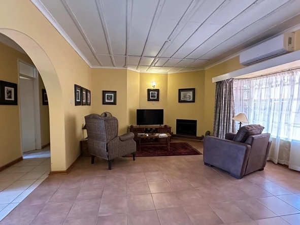 3 Bedroom Garden Flat