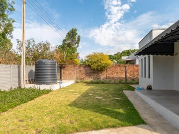 3 Bedroom Garden Flat