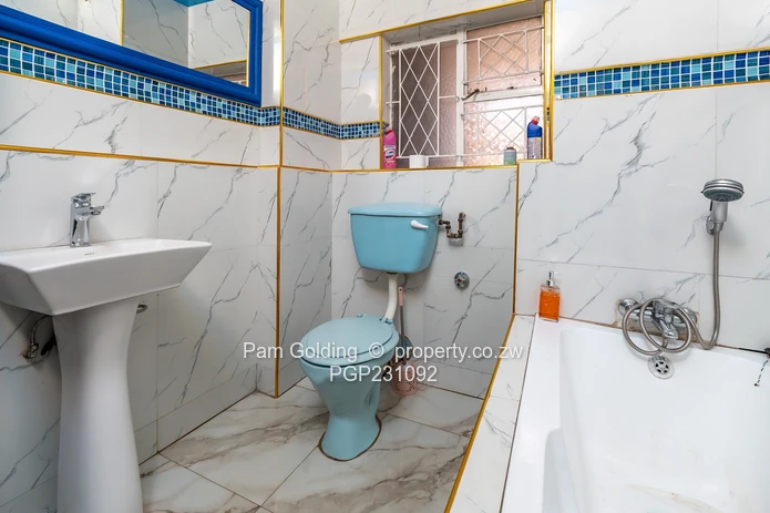 Flat/Apartment For Sale in Avenues