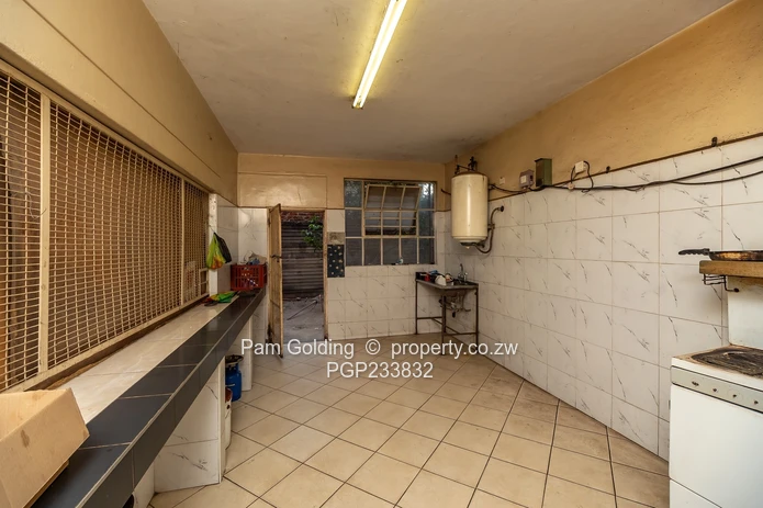 Warehouse for Rent in Msasa (Sole Mandate)