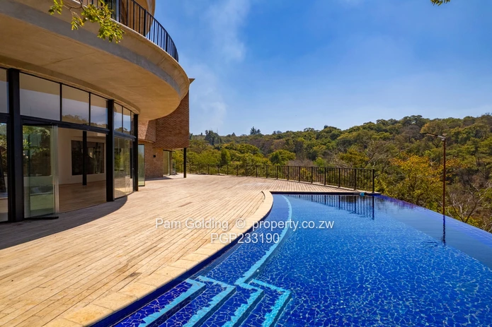 Masterpiece In Umwinsidale On 14 Acres