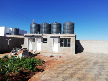 3 Bedroom Flat & Apartment