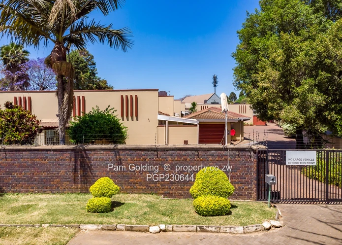 Kensington Flat For Sale