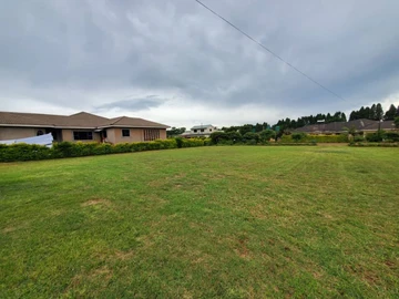 Stands & Residential Land