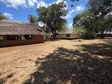 Farm & Agricultural Land