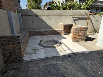 3 Bedroom Flat & Apartment