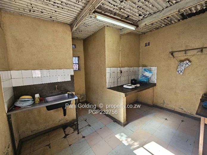 Excellent Commercial Investment!