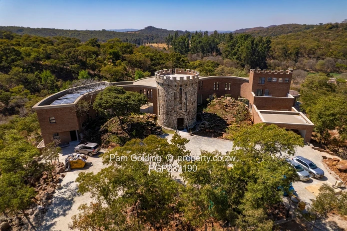 Masterpiece In Umwinsidale On 14 Acres