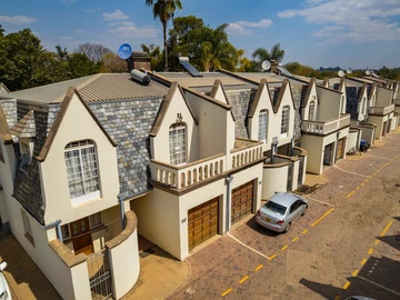 3 Bedroom Townhouse Complex