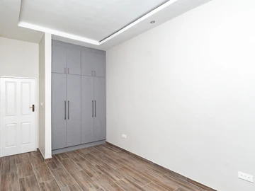 3 Bedroom Garden Flat