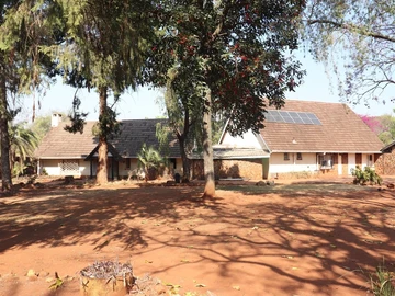 Farm & Agricultural Land