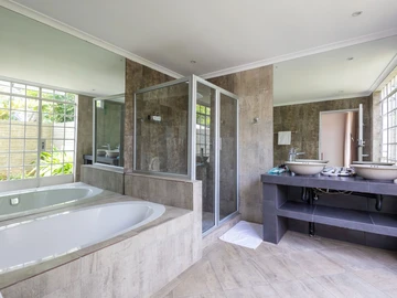 5 Bedroom Townhouse Complex