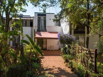 2 Bedroom Garden Flat